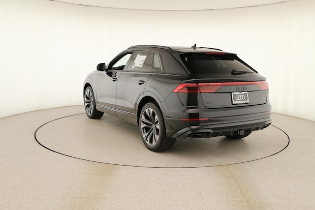 2026 Audi Q8