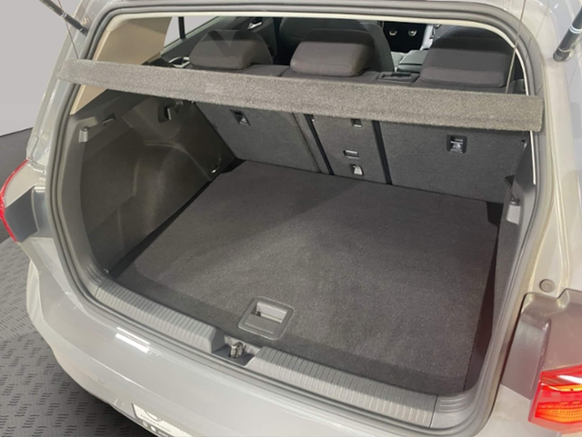 Volkswagen Golf MOVE