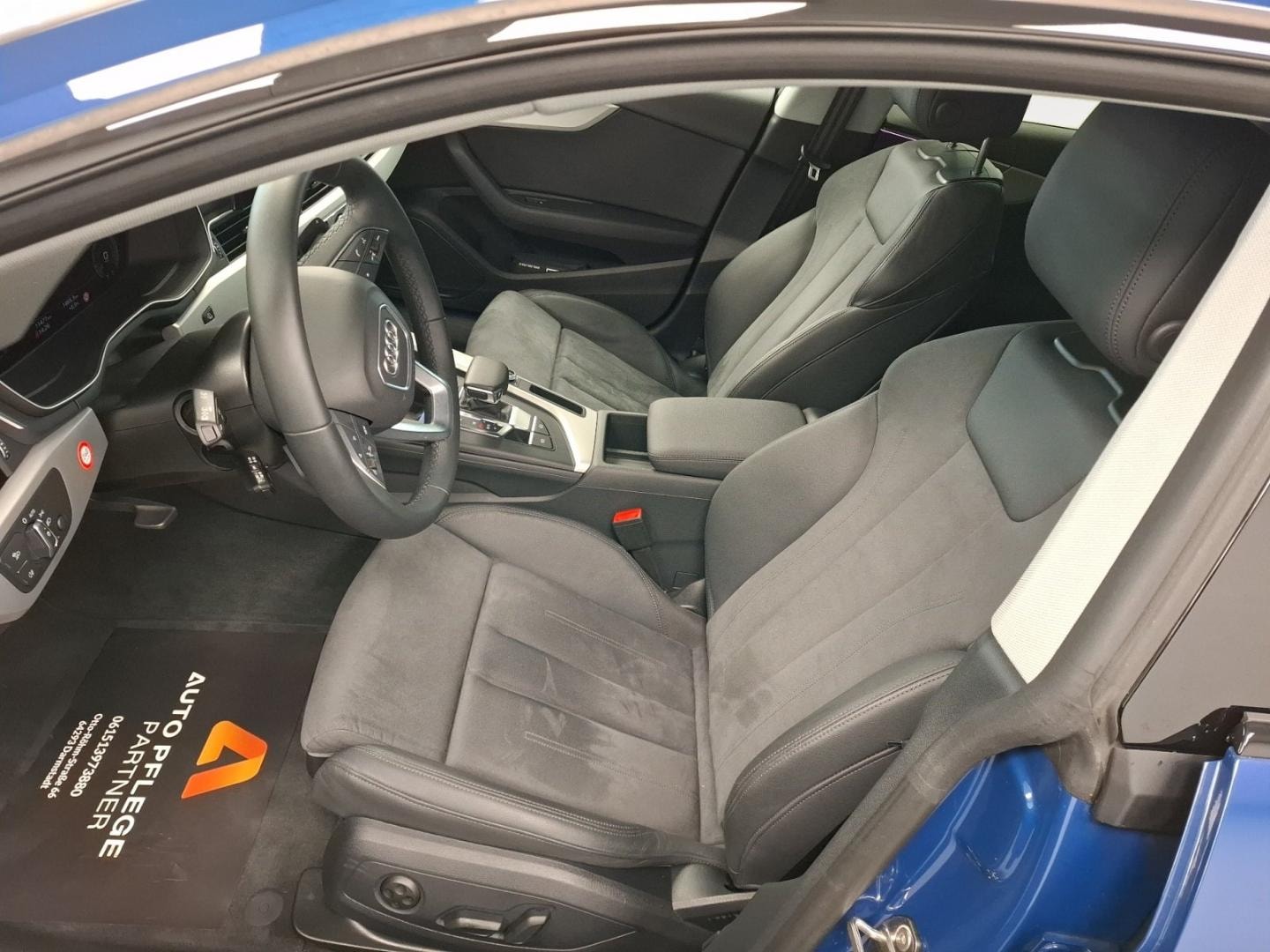 Bild über Audi A5 Sportback S line business 35 TDI S tronic - für weitere Informationen kontaktieren Sie den Audi Partner
