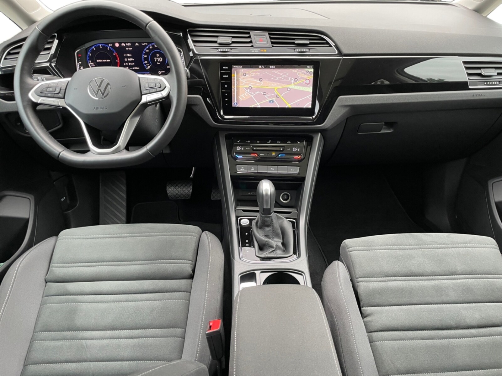 Volkswagen Touran – Bild 10