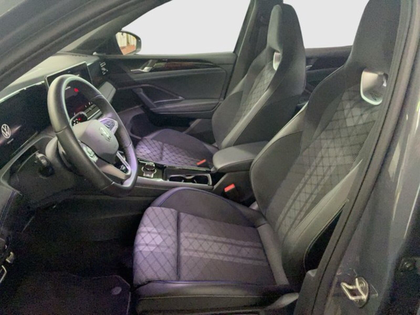 Volkswagen Tiguan – Bild 8
