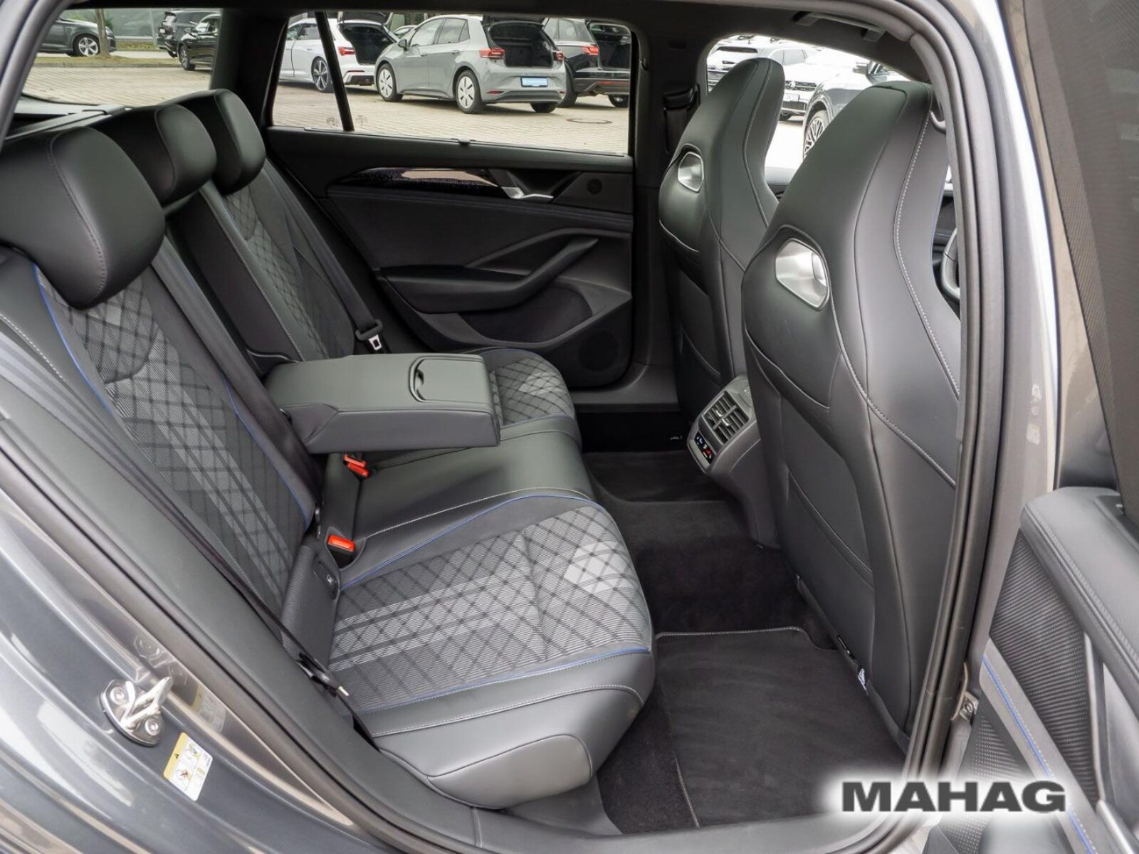 Volkswagen Passat – Bild 15