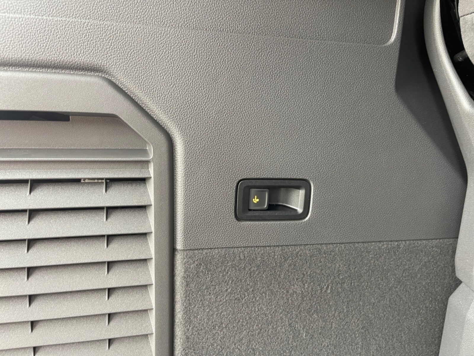 Volkswagen Multivan Langversion – Bild 16