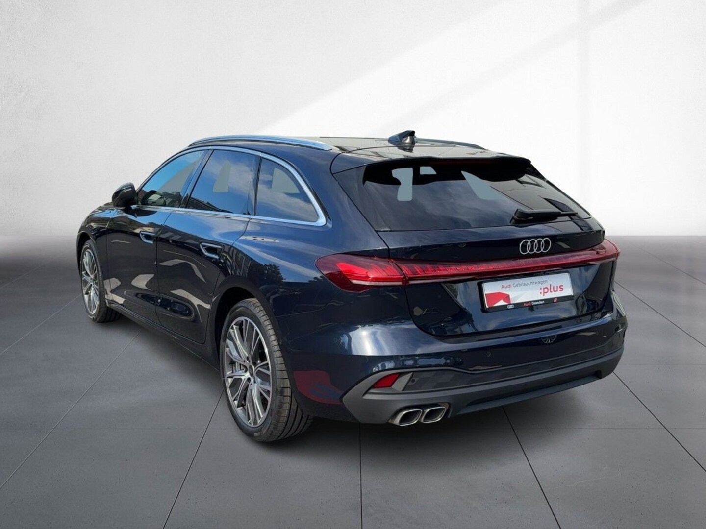 Bild über Audi A5 Avant TDI 150 kW S tronic - für weitere Informationen kontaktieren Sie den Audi Partner