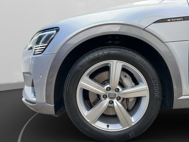 Image about Audi e-tron Sportback advanced 55 quattro