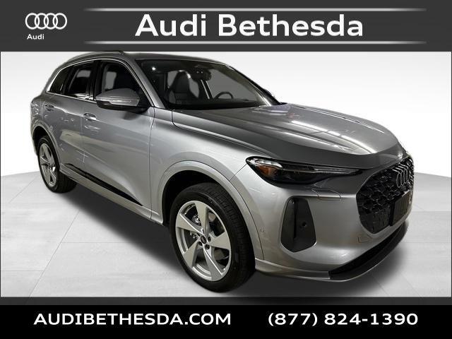 2026 Audi Q5 Premium Plus quattro's photo