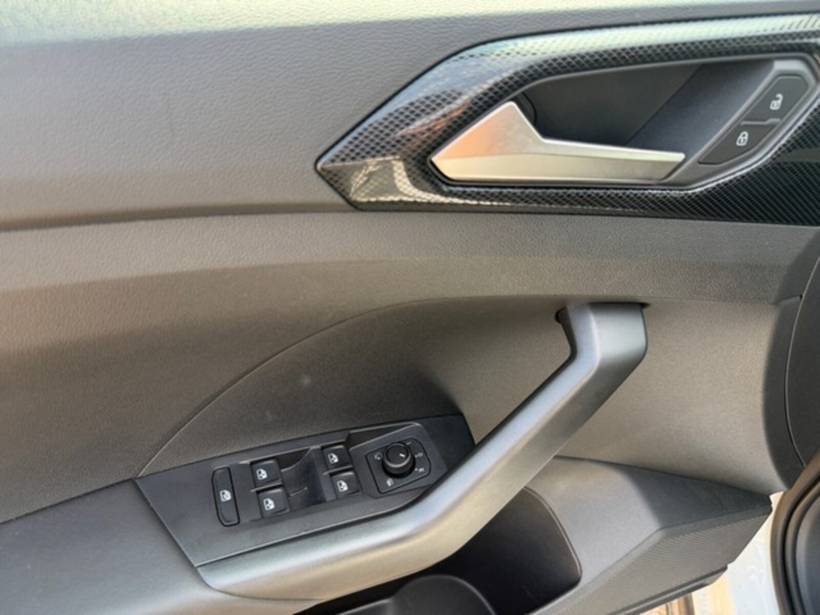 Volkswagen T-Cross – Bild 11