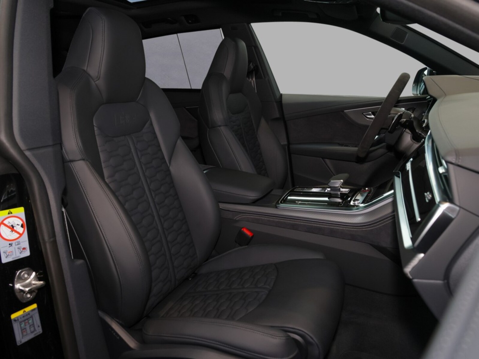 Audi RS Q8 – Bild 11