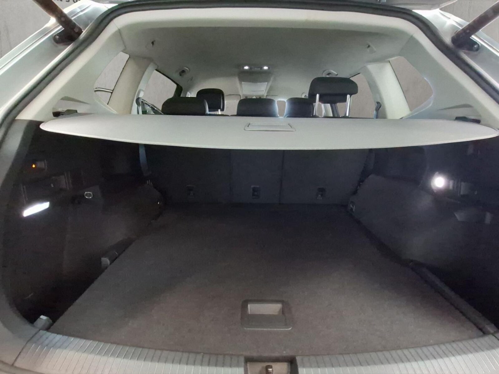 Volkswagen Tiguan Allspace – Bild 18