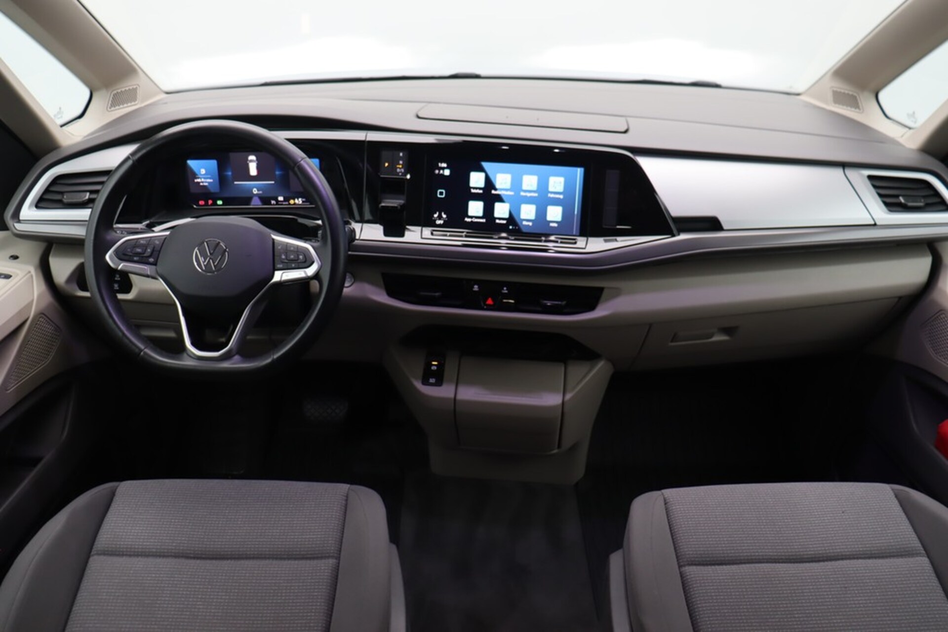 Volkswagen Multivan Basis-Modell