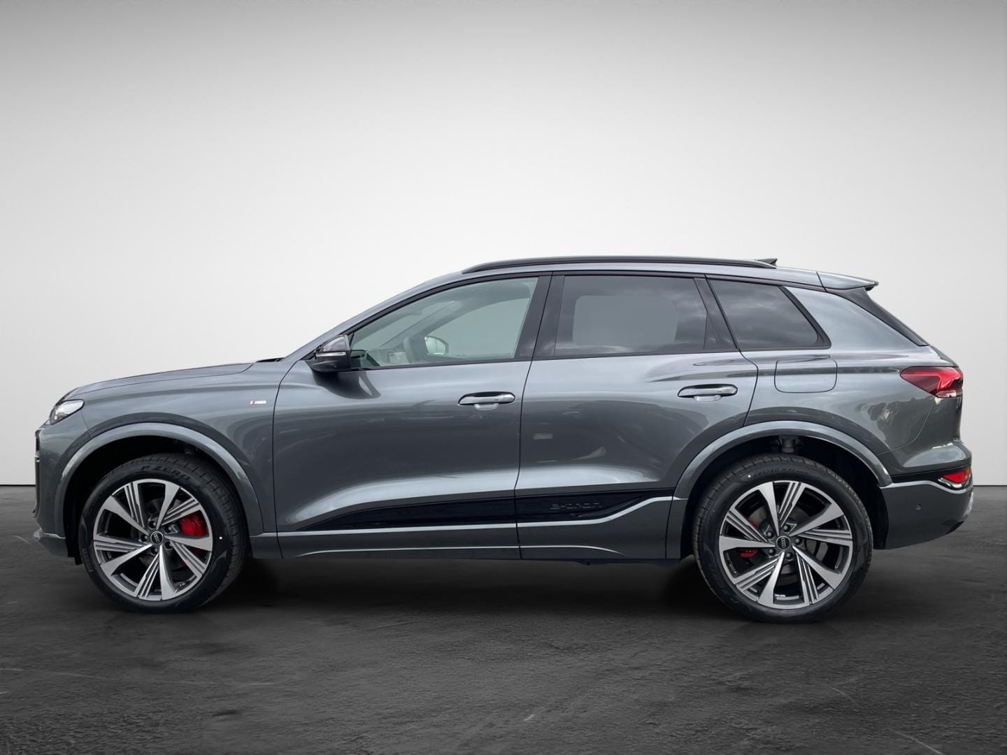 Bild über Audi Q6 SUV e-tron S line business e-tron performance 225 kW - für weitere Informationen kontaktieren Sie den Audi Partner