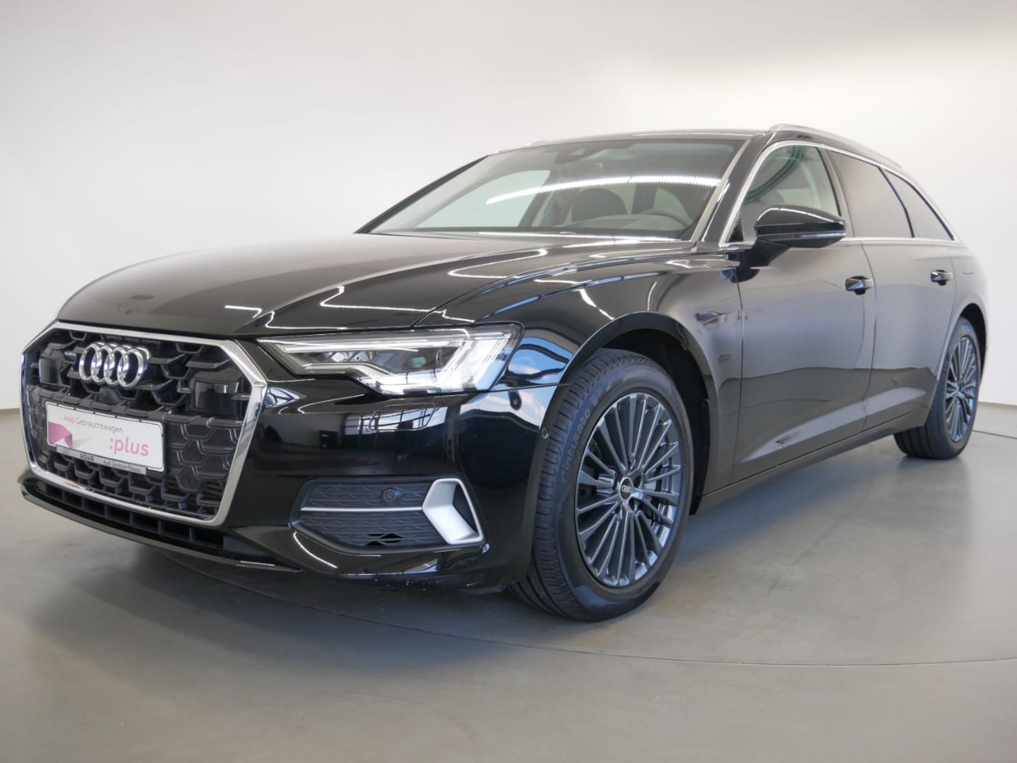 Bild über Audi A6 Avant TFSI e advanced 50 TFSI e quattro S tronic - für weitere Informationen kontaktieren Sie den Audi Partner