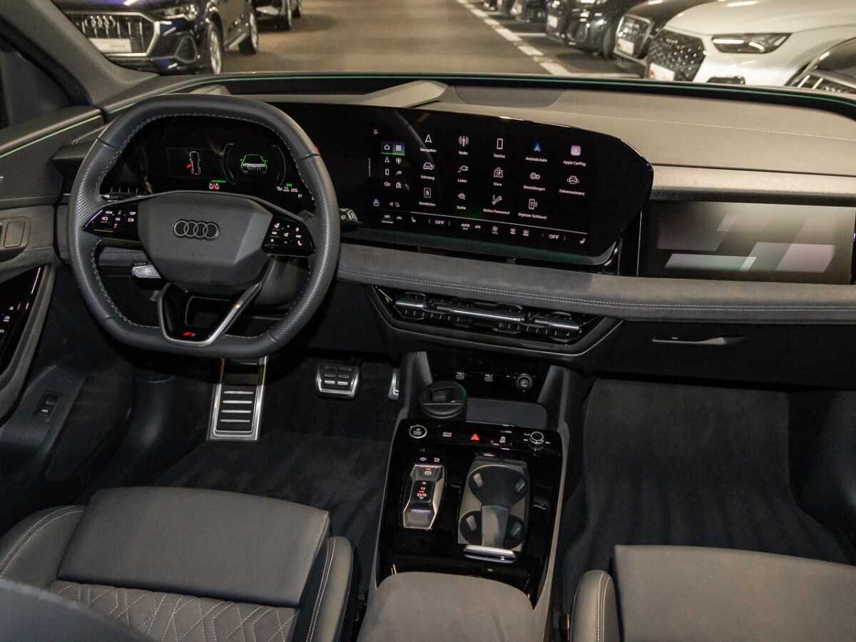 Image about Audi Q6 SUV e-tron e-tron quattro