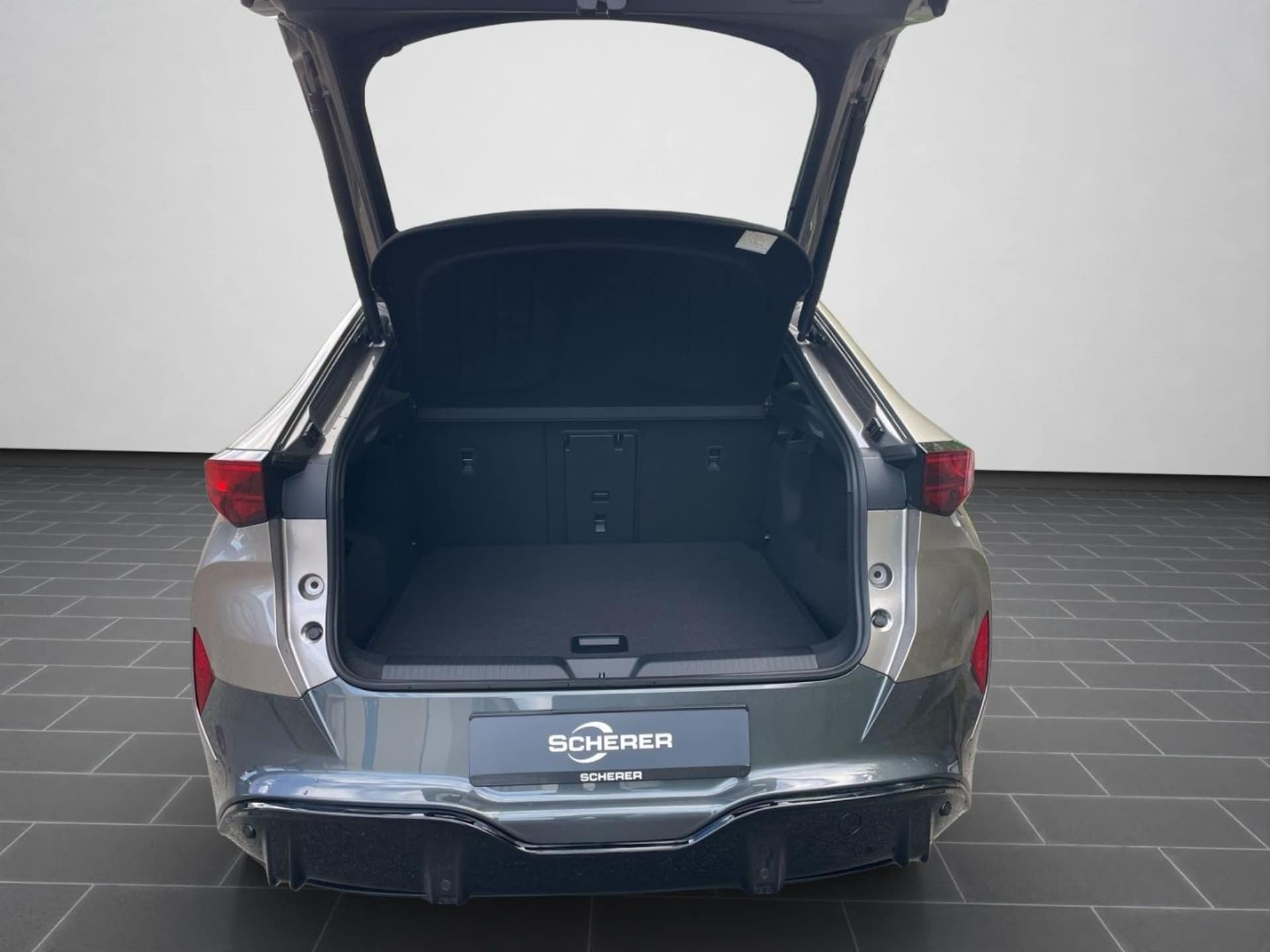 CUPRA Tavascan VZ