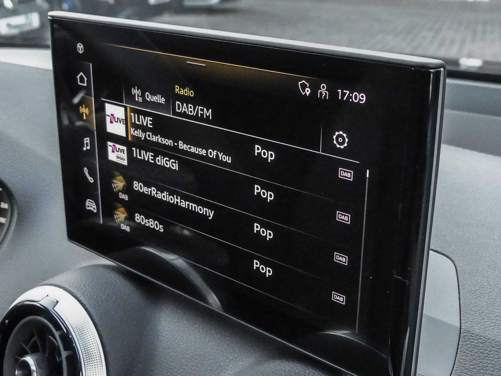 Audi Q2 S line