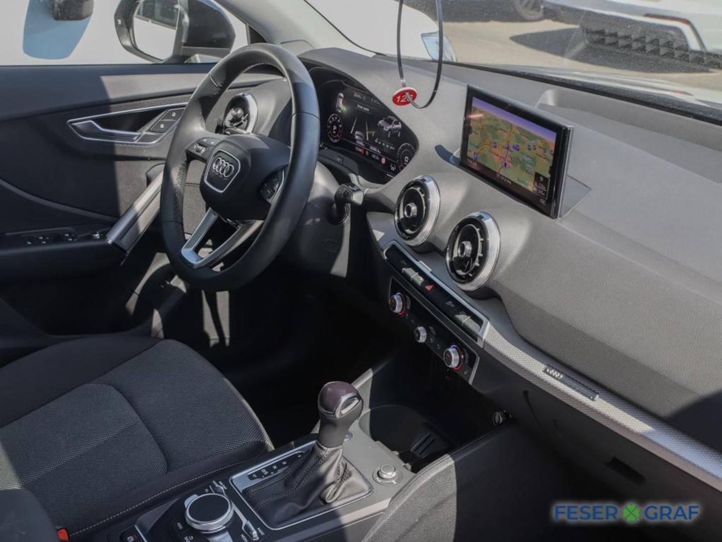 Bild über Audi Q2 35 TFSI S tronic - für weitere Informationen kontaktieren Sie den Audi Partner
