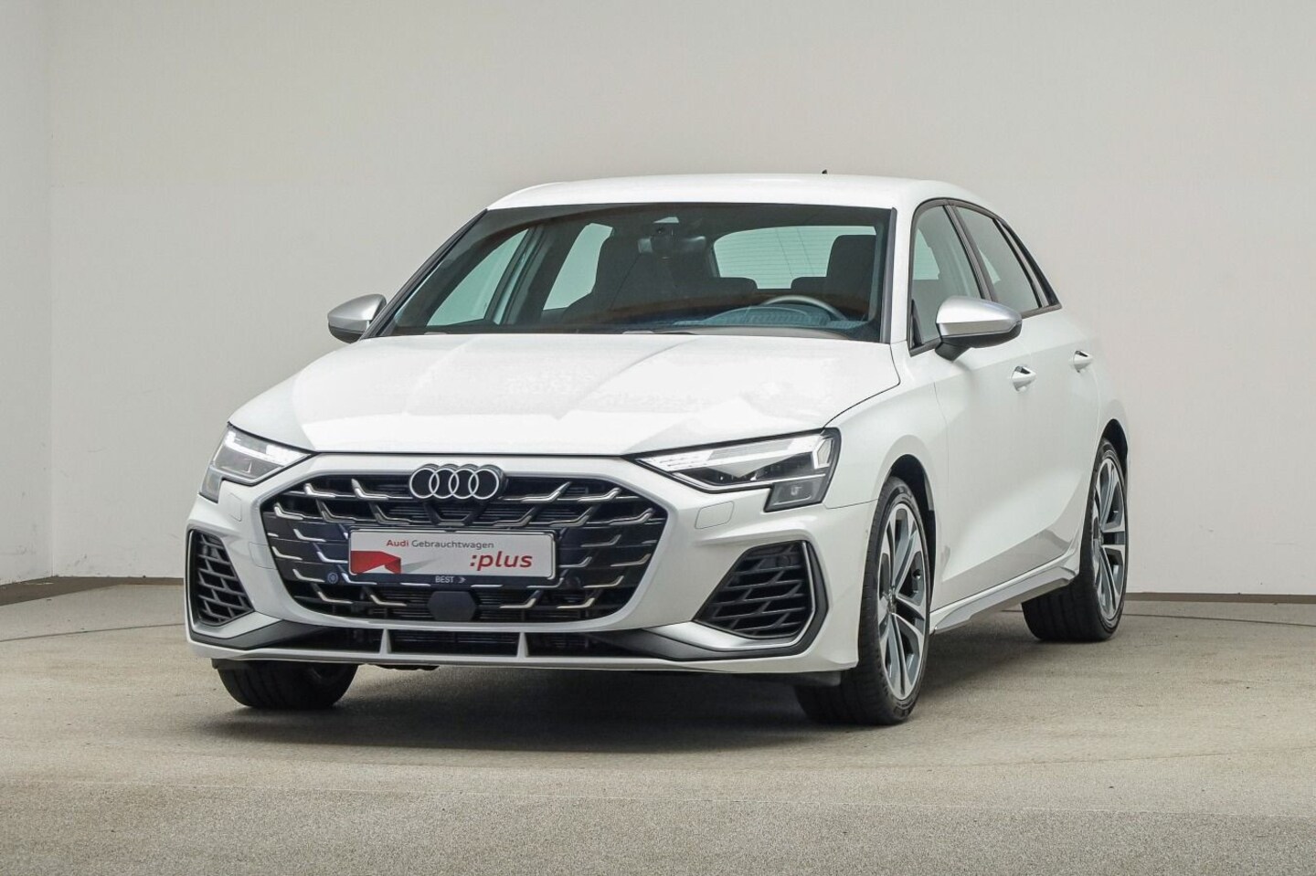 Bild über Audi S3 Sportback TFSI quattro S tronic - für weitere Informationen kontaktieren Sie den Audi Partner