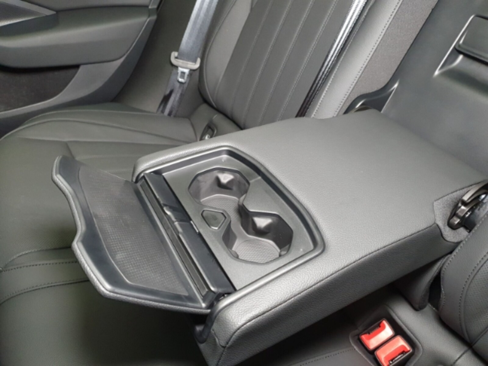 Škoda Superb Combi – Bild 14