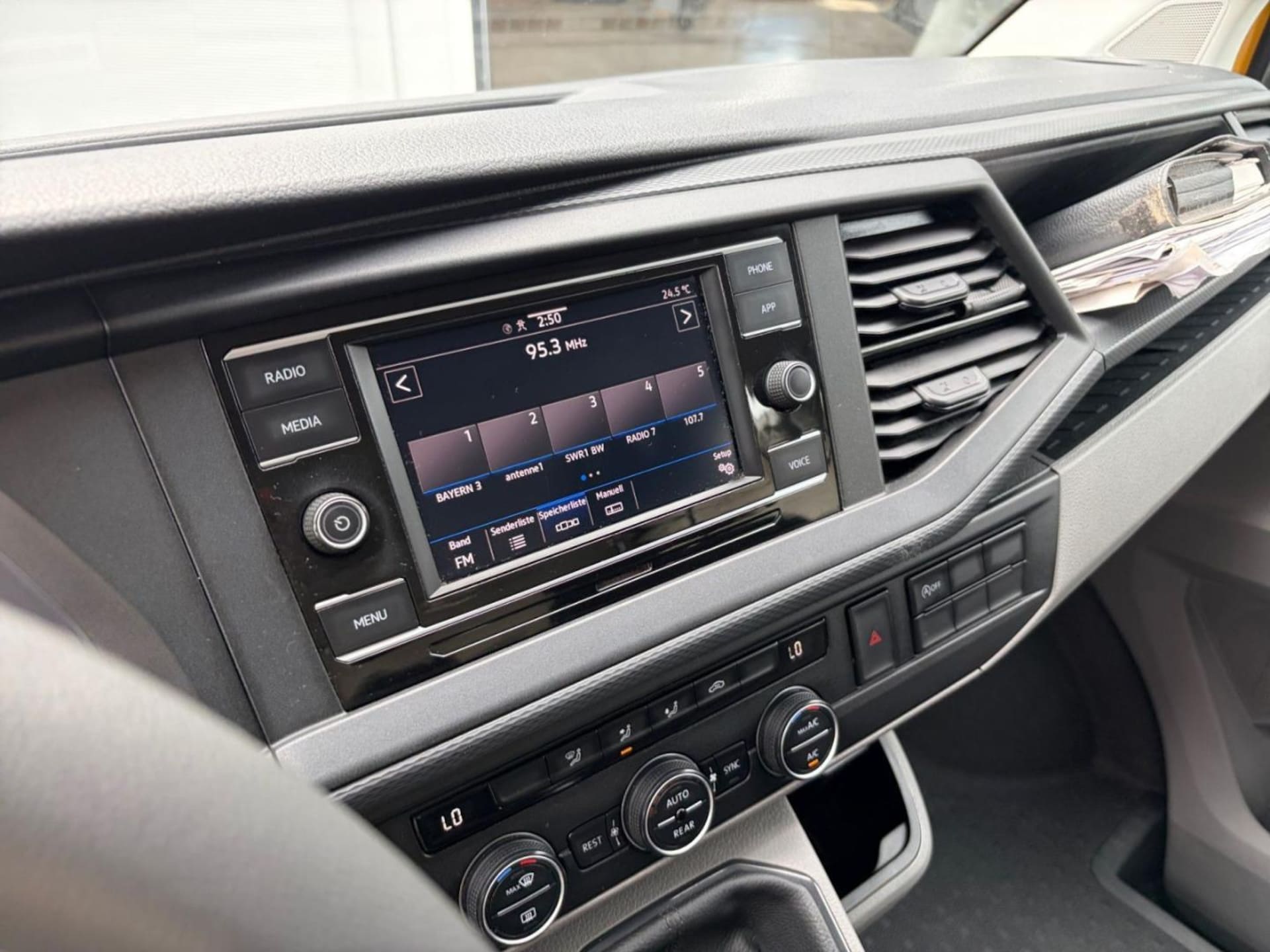 Volkswagen T6.1 Caravelle kurzer Radstand Trendline