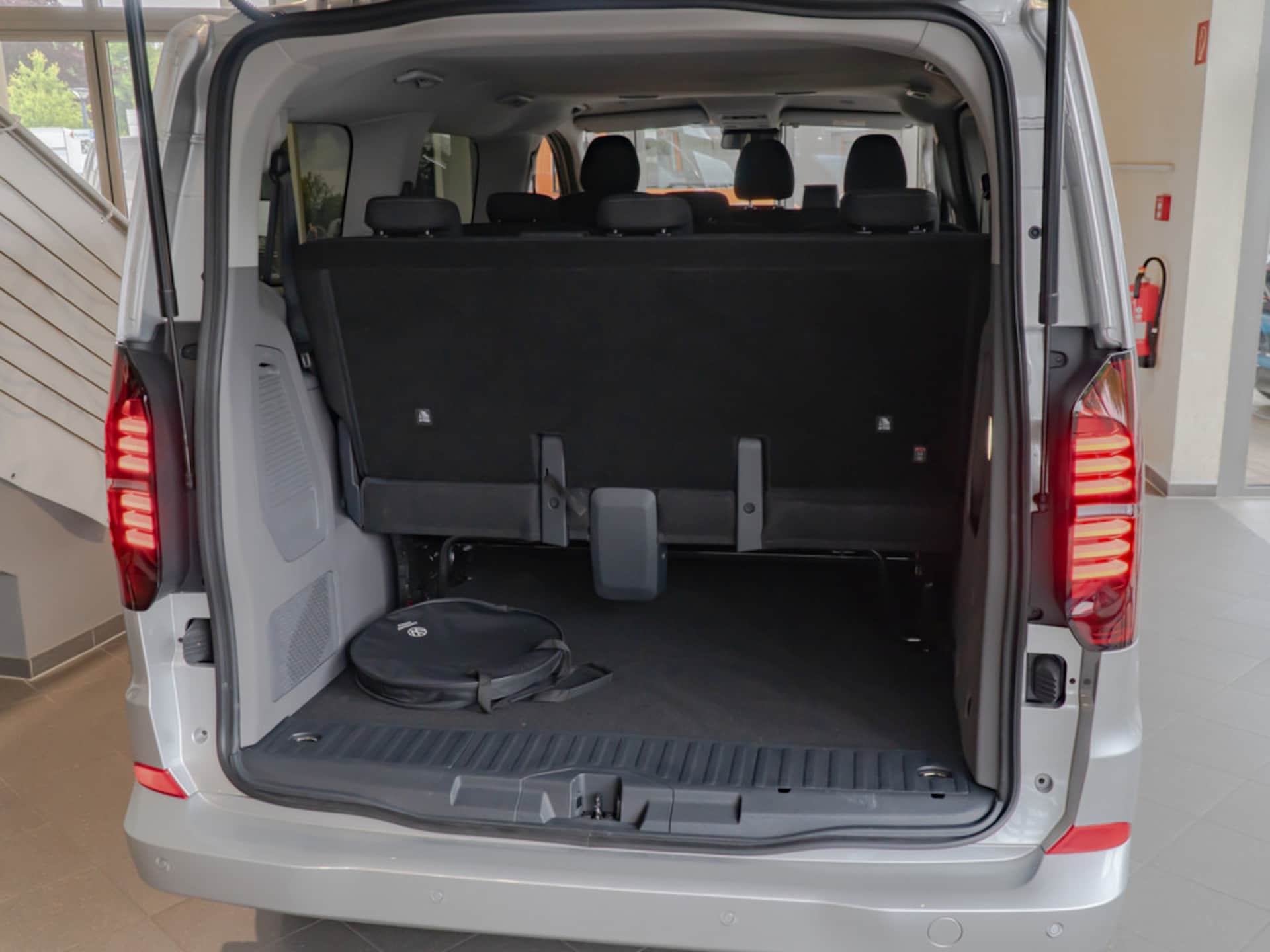 Volkswagen e-Caravelle Life