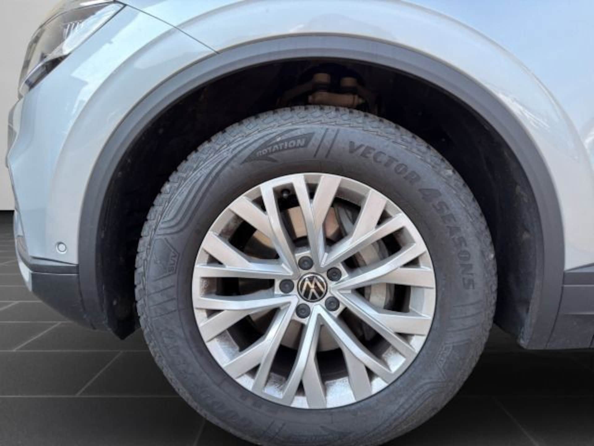 Volkswagen Touareg Basis-Modell