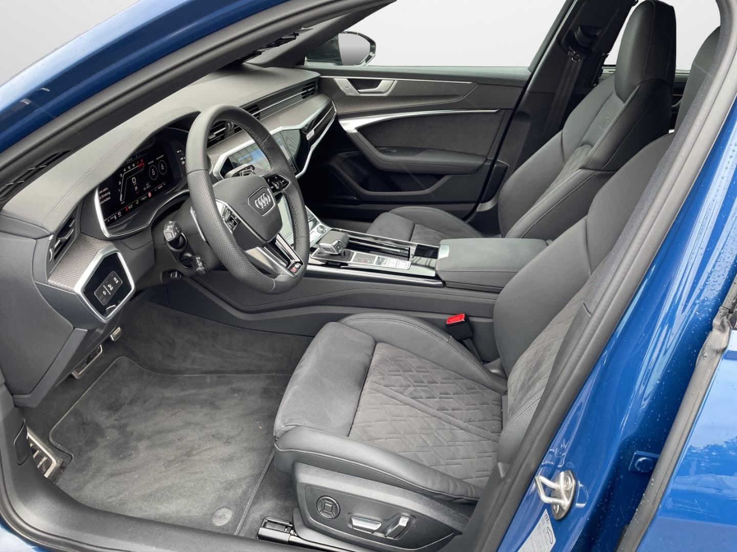 Bild über Audi RS 6 Avant TFSI quattro tiptronic - für weitere Informationen kontaktieren Sie den Audi Partner