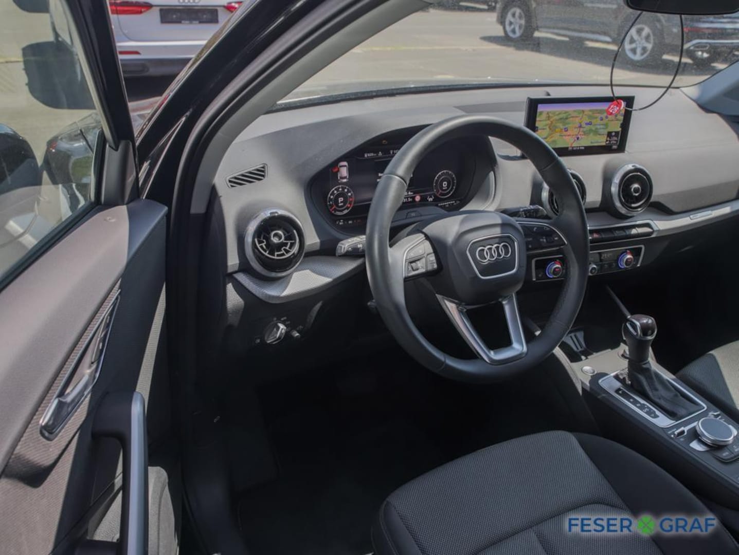 Bild über Audi Q2 35 TFSI S tronic - für weitere Informationen kontaktieren Sie den Audi Partner