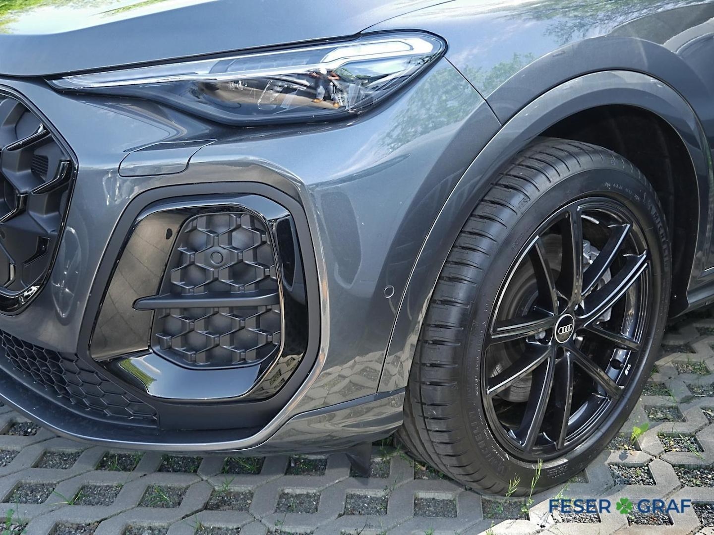 Bild über Audi Q5 SUV TDI quattro 150 kW S tronic - für weitere Informationen kontaktieren Sie den Audi Partner