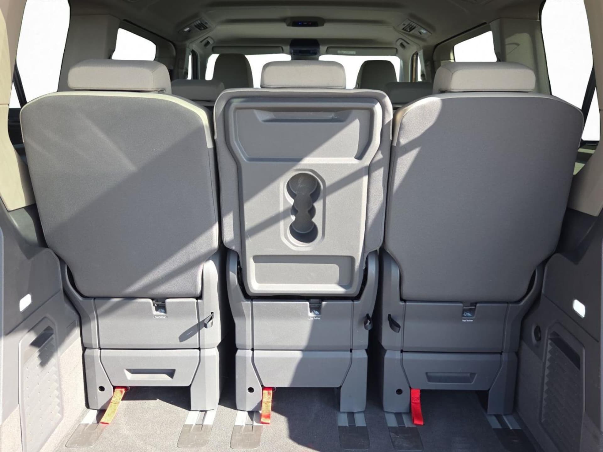 Volkswagen Multivan Basis-Modell