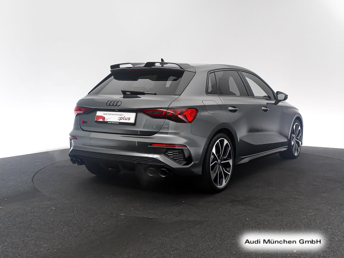 Bild über Audi S3 Sportback TFSI quattro S tronic - für weitere Informationen kontaktieren Sie den Audi Partner