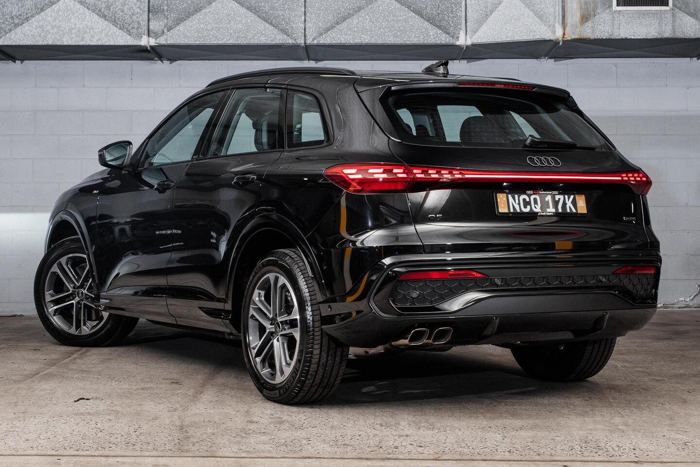 Image about Audi Q5 SUV TDI quattro 150 kW