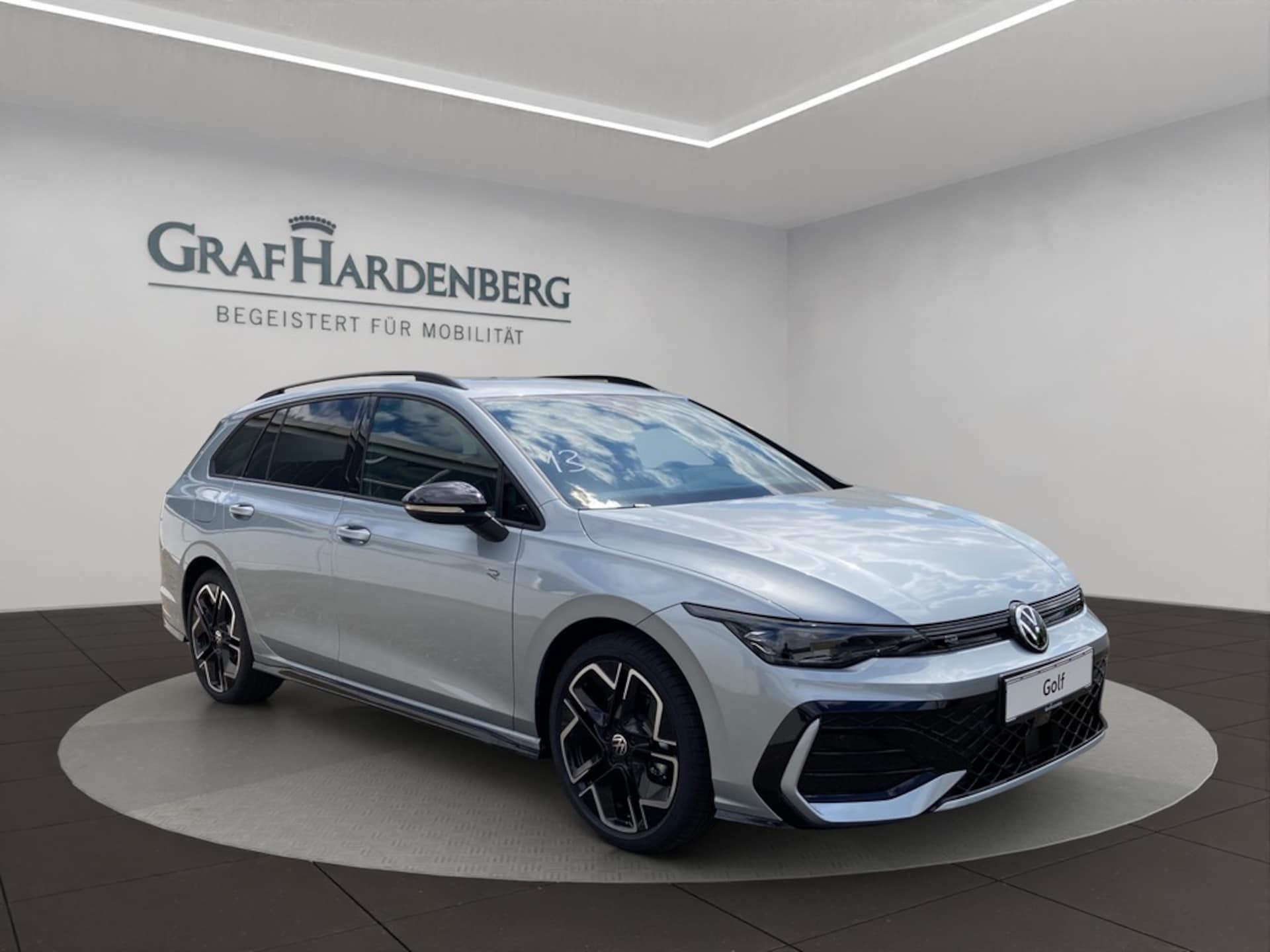Volkswagen Golf Variant R-Line