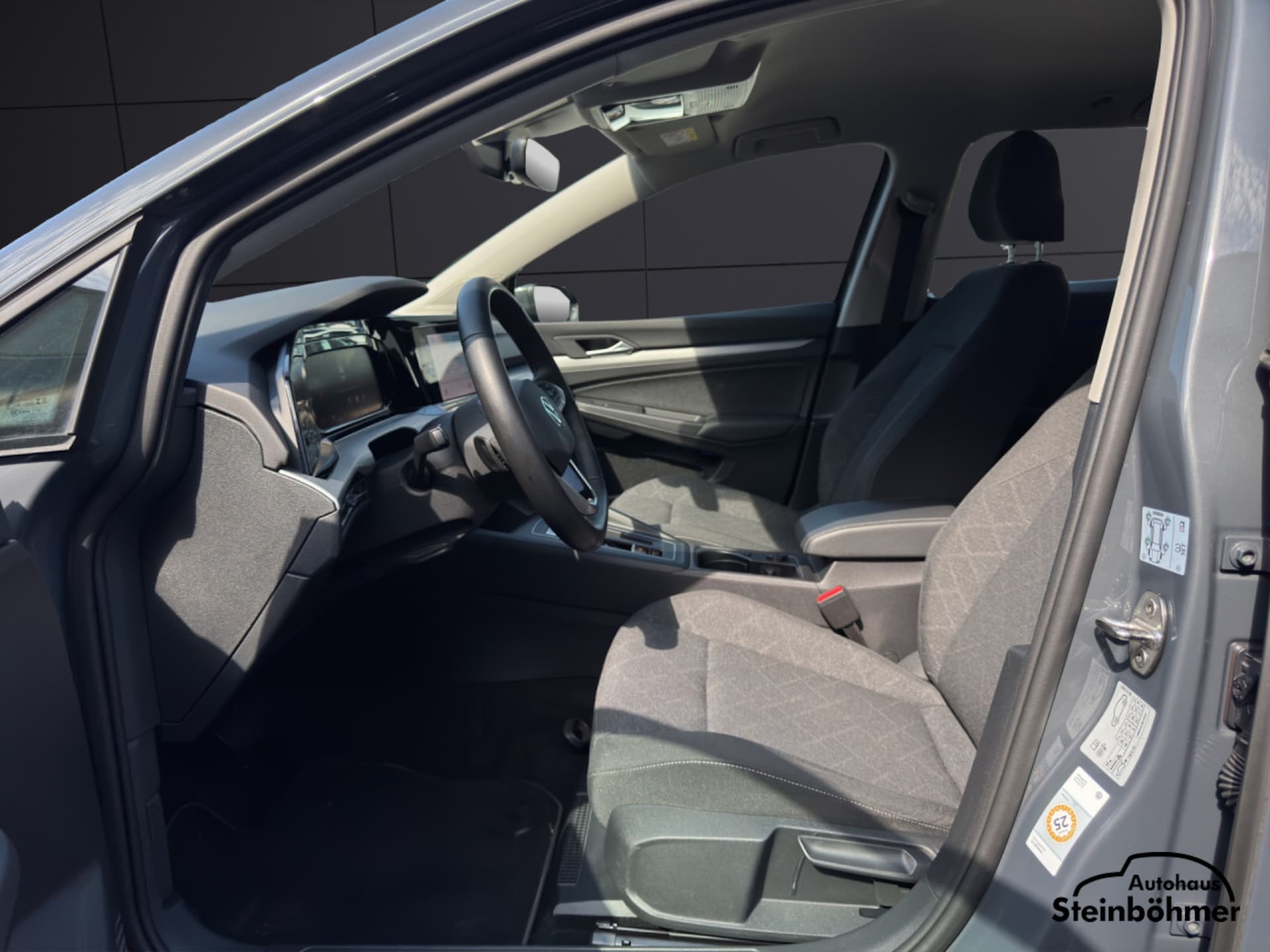 Volkswagen Golf Variant Life