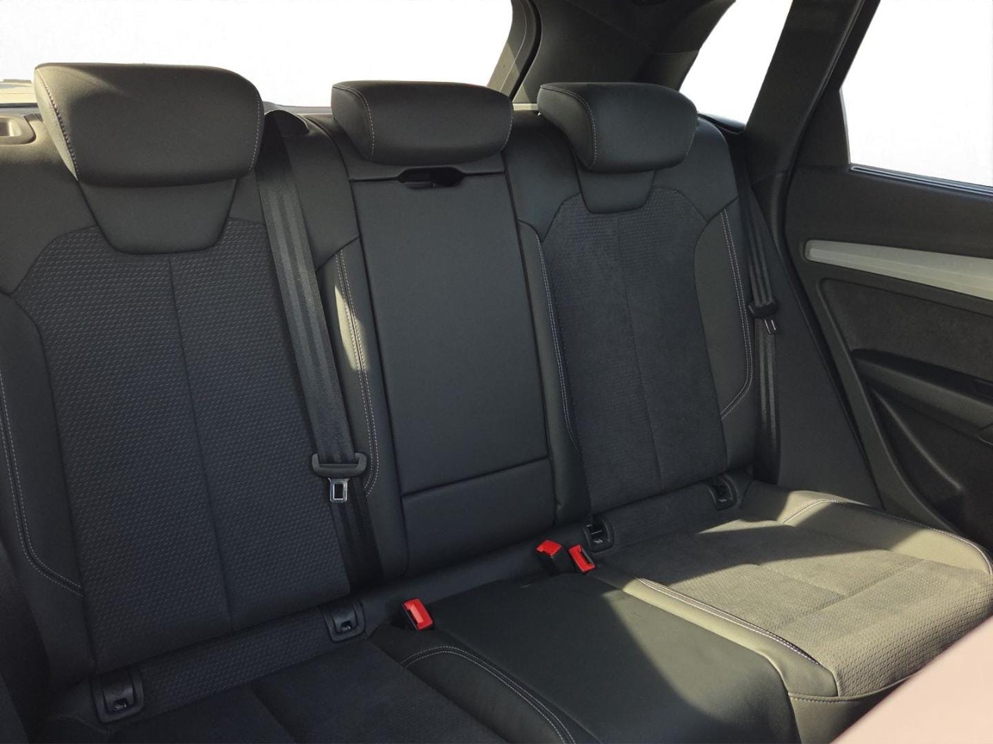 Bild über Audi Q5 40 TDI quattro S tronic - für weitere Informationen kontaktieren Sie den Audi Partner