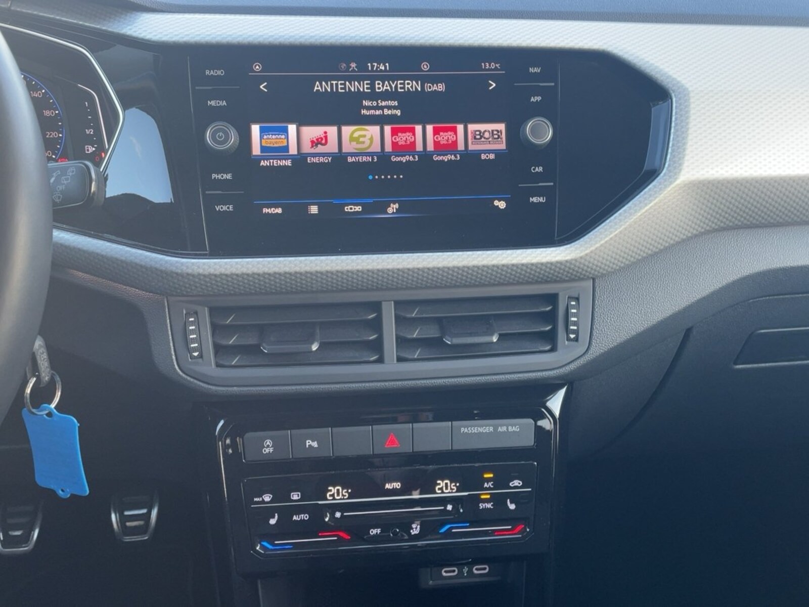 Volkswagen T-Cross – Bild 11