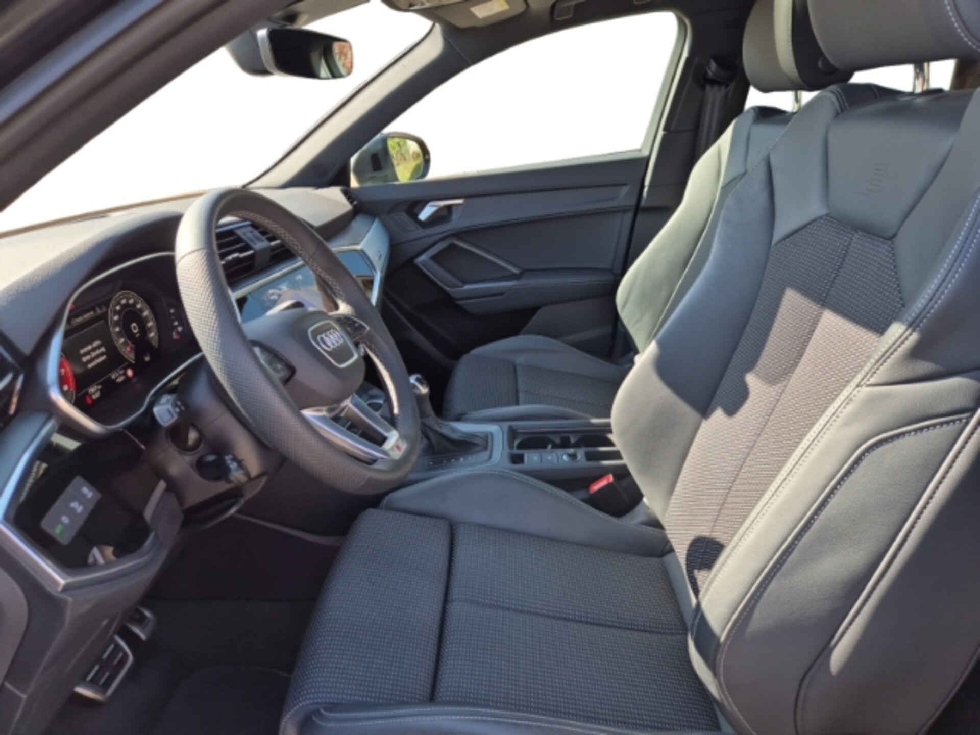 Audi Q3 Sportback S line