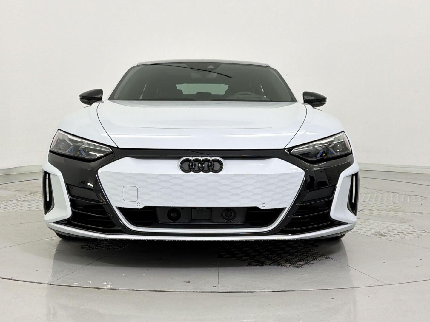 2024 Audi RS e-tron GT Base - Photo 6