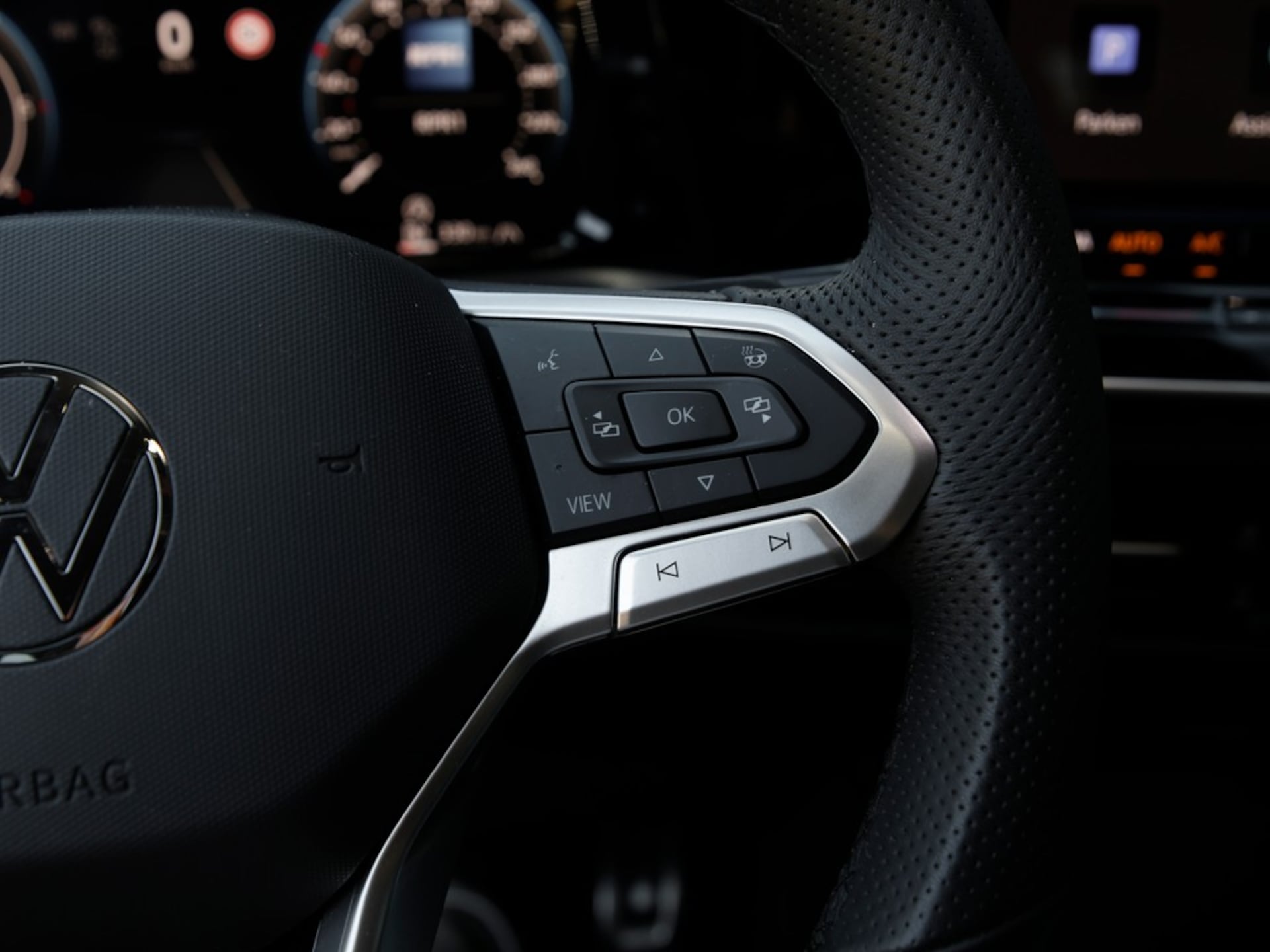 Volkswagen Golf Variant R-Line