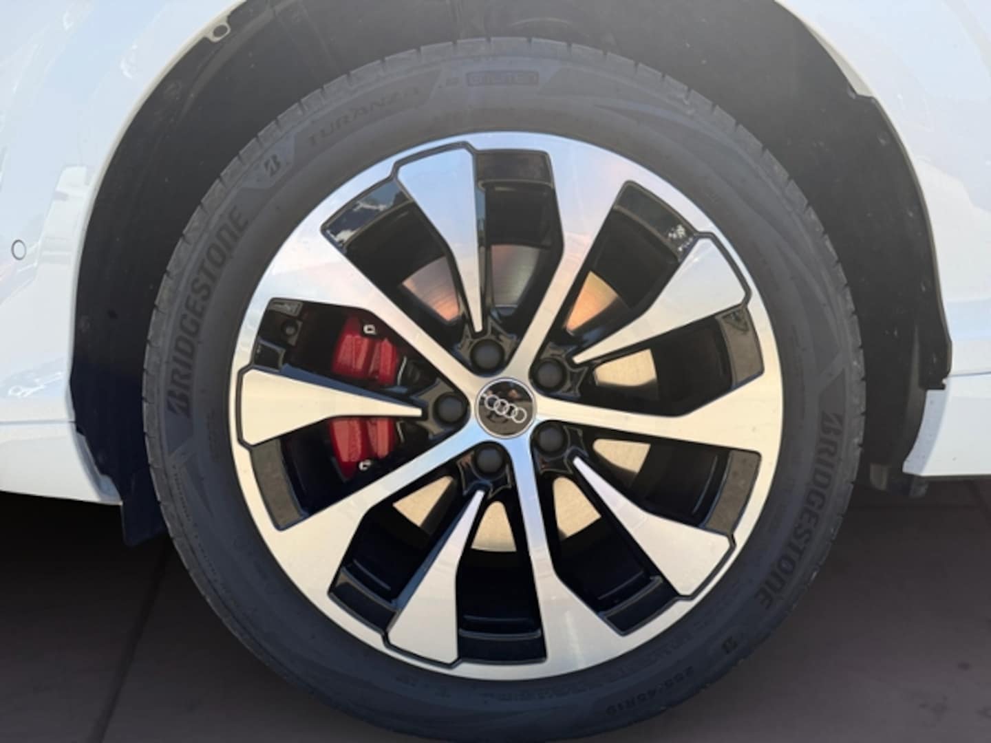 Bild über Audi Q3 SUV e-hybrid e-hybrid 200 kW S tronic - für weitere Informationen kontaktieren Sie den Audi Partner