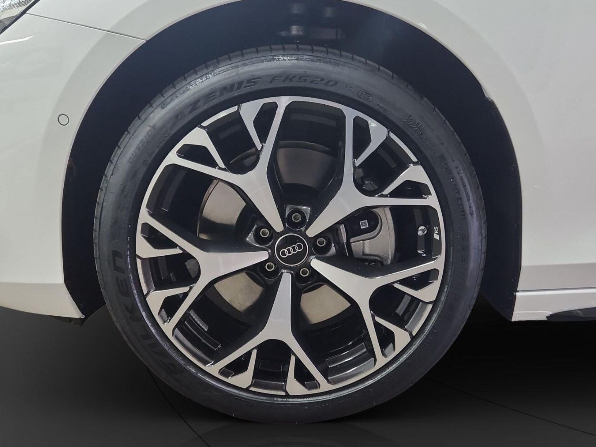 Audi A6 Avant e-hybrid
