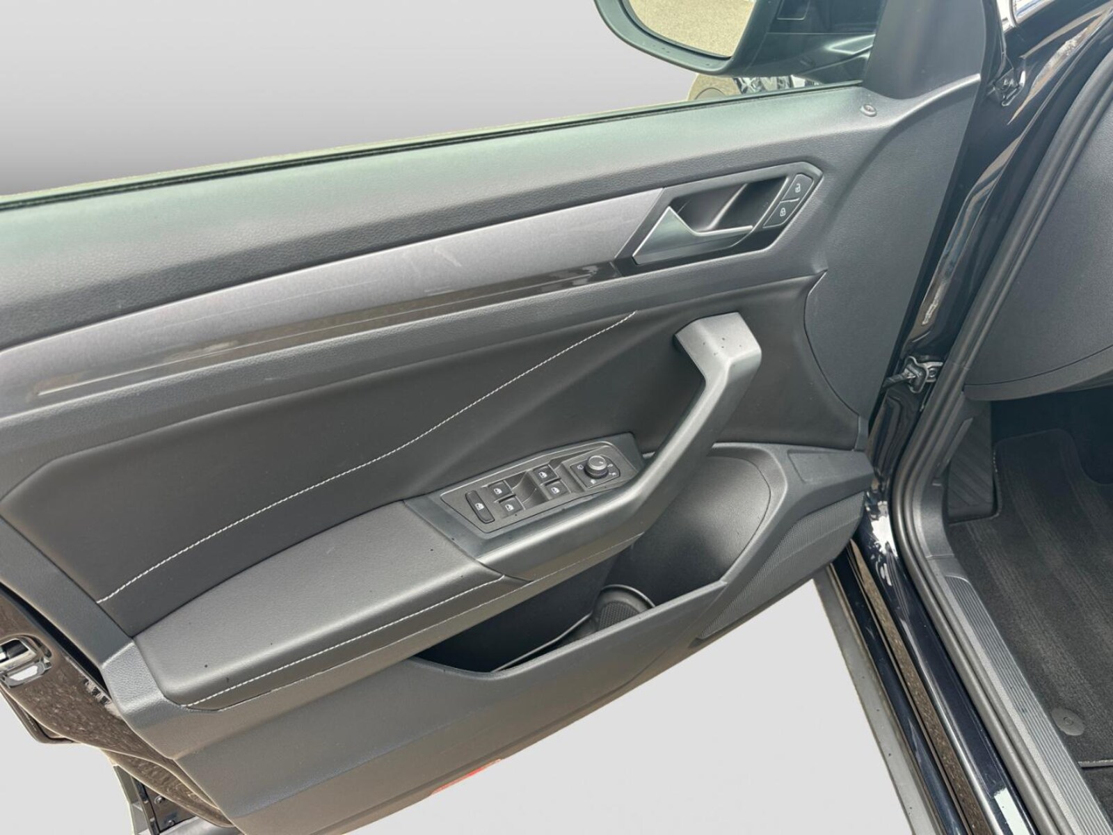 Volkswagen T-Roc – Bild 13