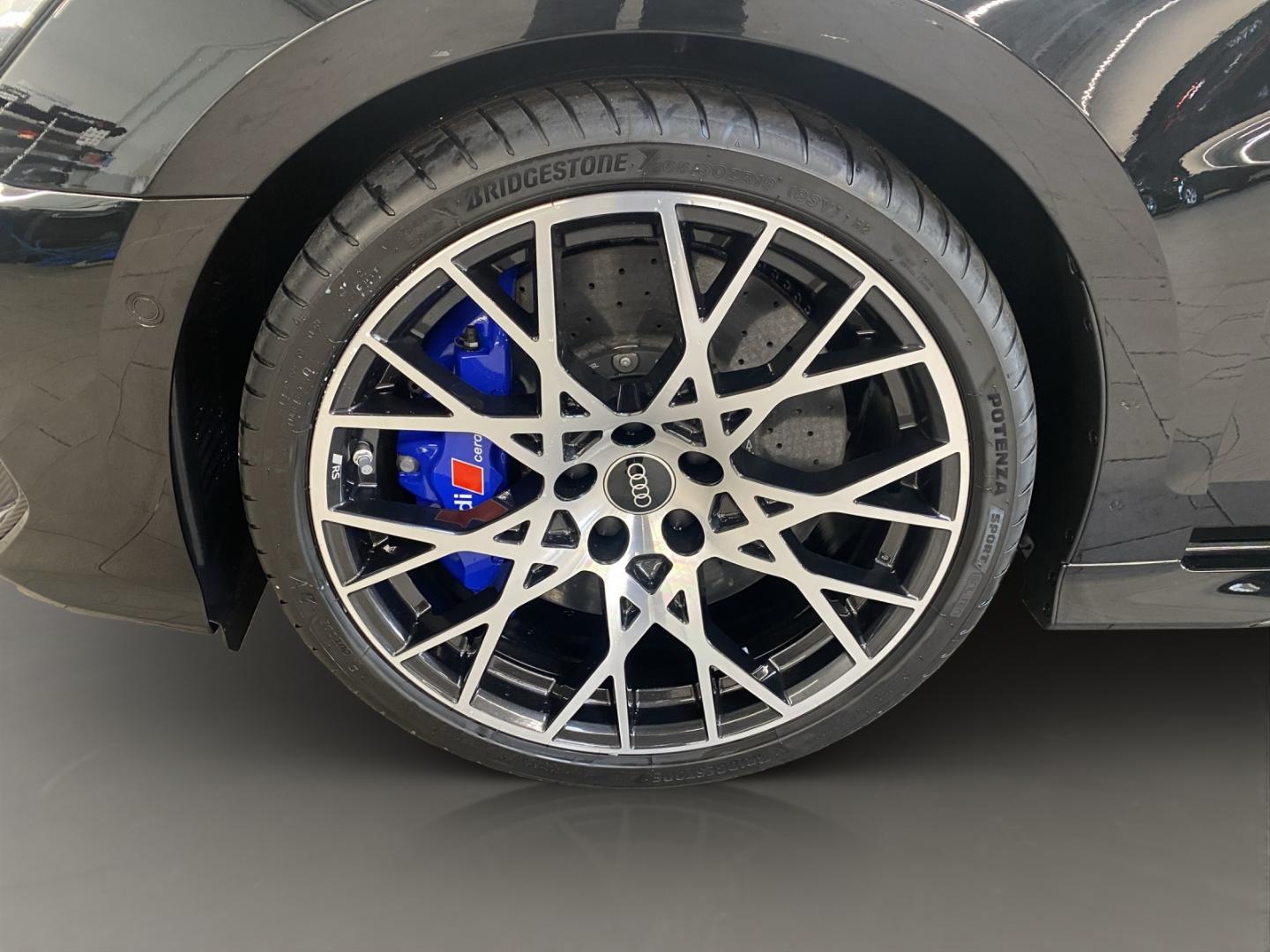 Image about Audi RS 3 Limousine TFSI quattro S tronic