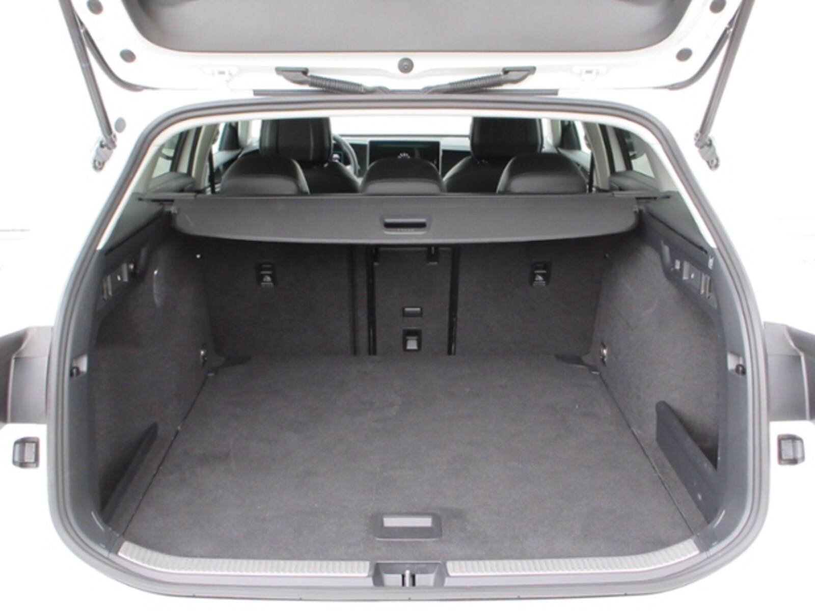 Volkswagen Passat – Bild 13