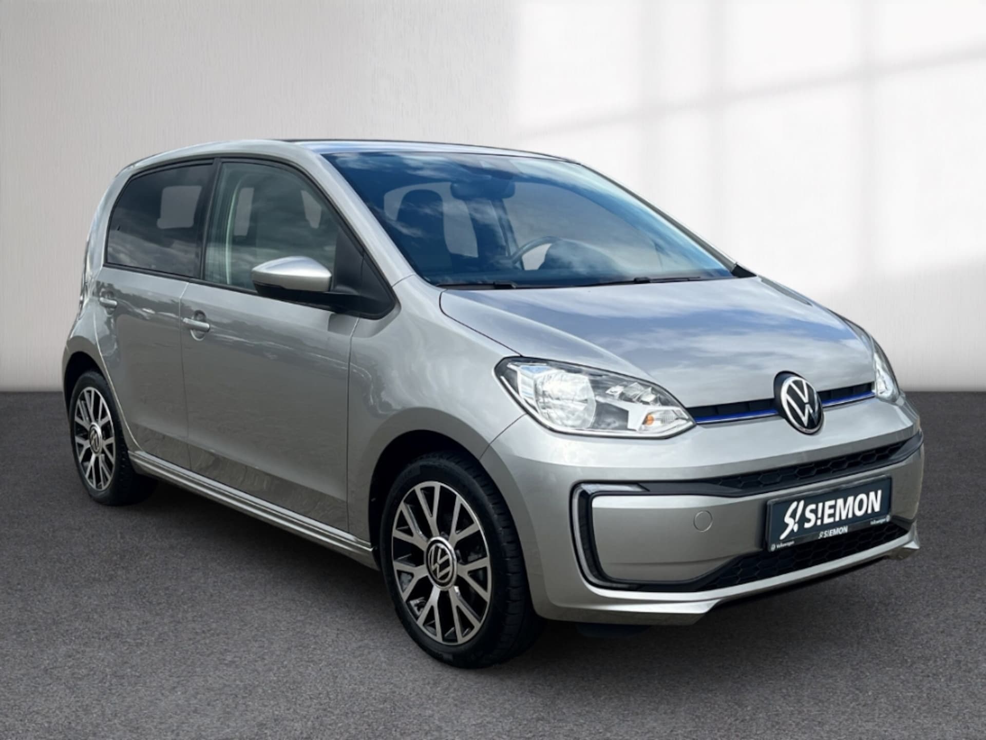 Volkswagen e-up! Style "Plus"