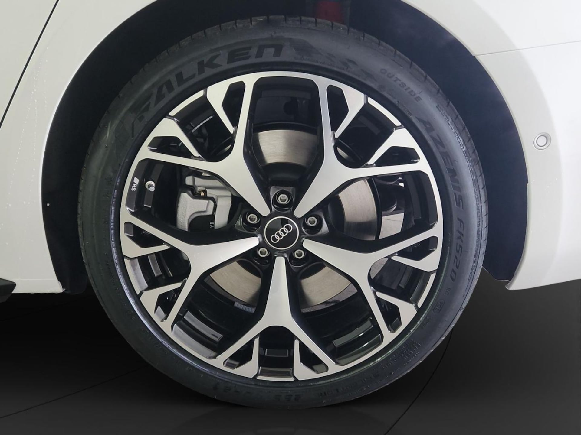 Audi A6 Avant e-hybrid