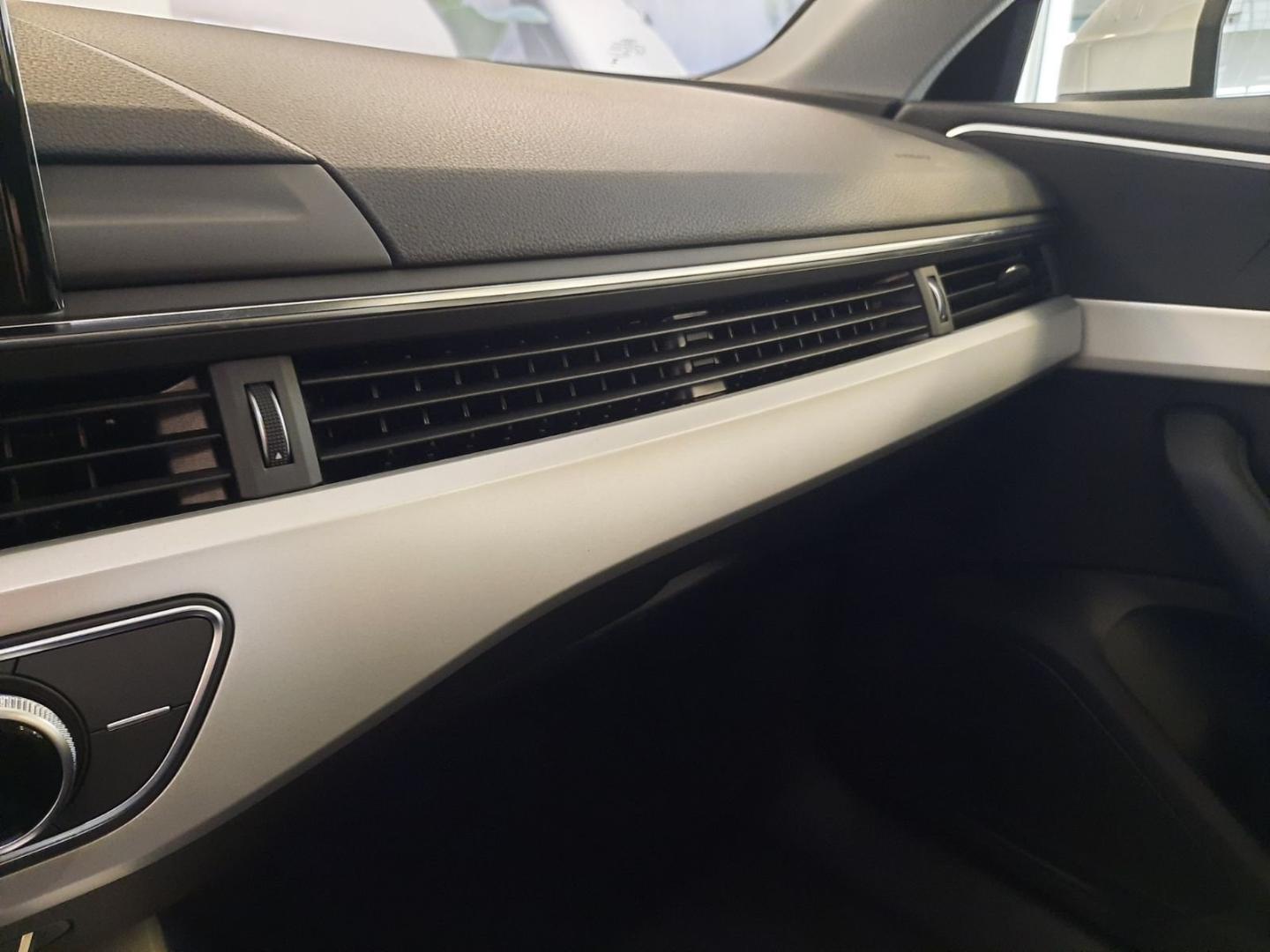 Immagine di Audi A4 Avant Business 30 TDI 100 kW (136 CV) S tronic - Vista: for more details contact your dealer