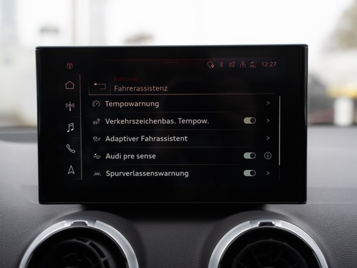 Bild über Audi Q2 S line 35 TFSI S tronic - für weitere Informationen kontaktieren Sie den Audi Partner