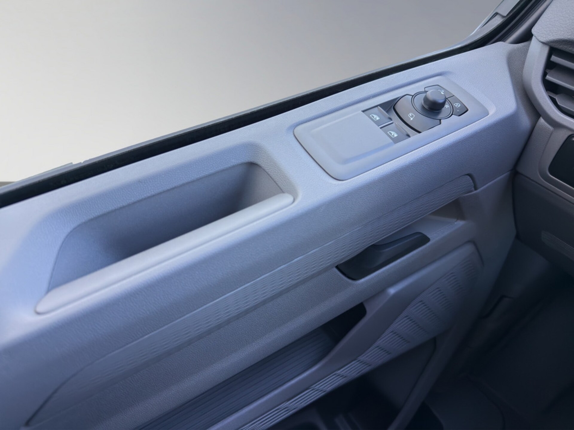 Volkswagen Transporter Kasten langer Radstand Plus