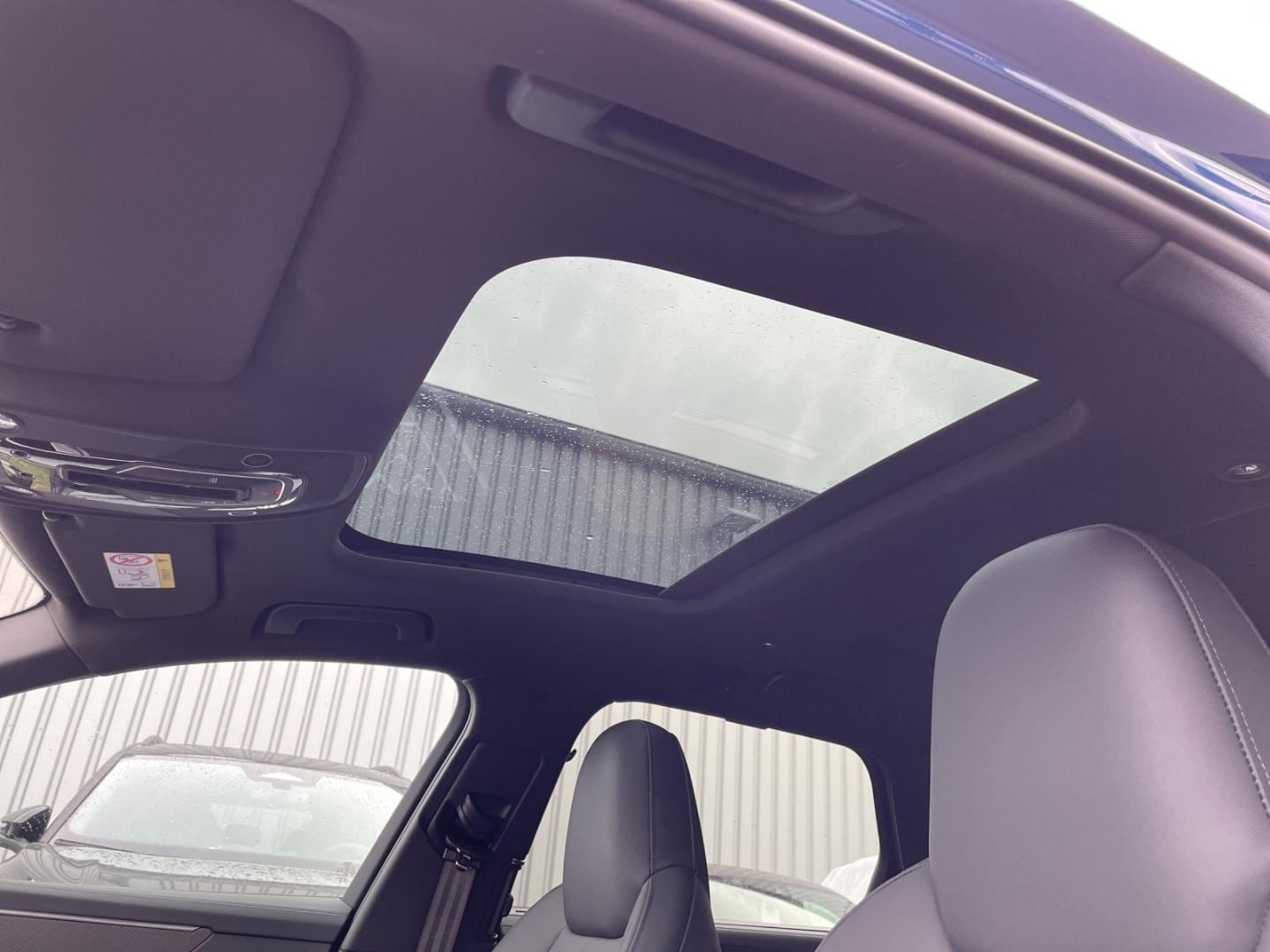 Bild über Audi RS 6 Avant TFSI quattro tiptronic - für weitere Informationen kontaktieren Sie den Audi Partner