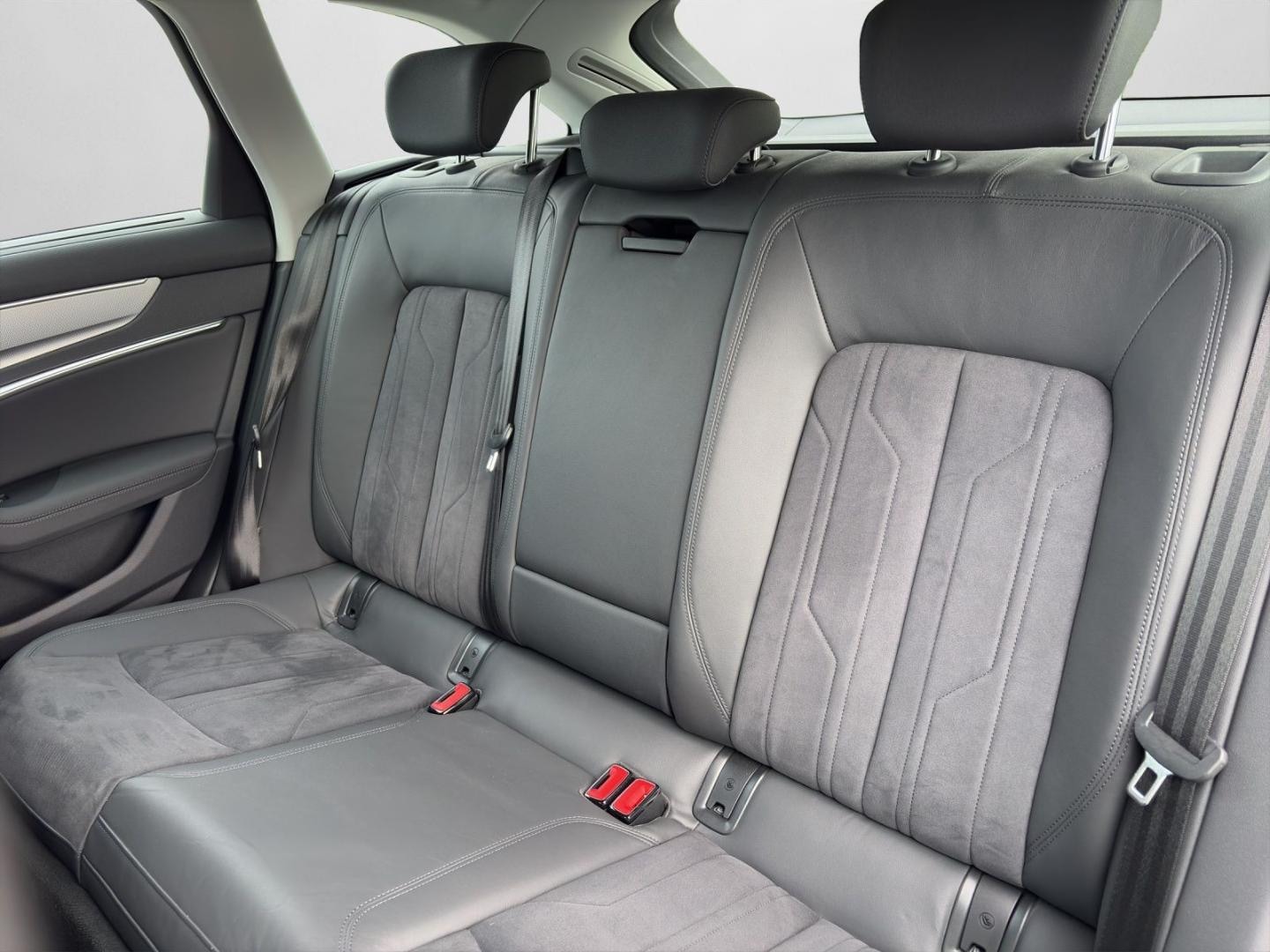 Bild über Audi A6 allroad quattro 50 TDI quattro tiptronic - für weitere Informationen kontaktieren Sie den Audi Partner